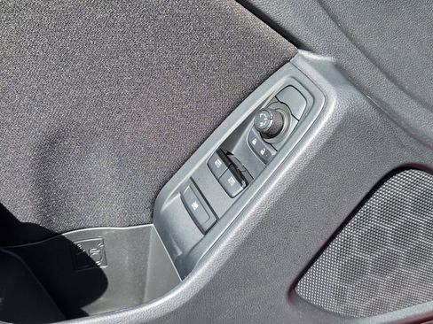 Used 2024 Toyota GR86 image 19