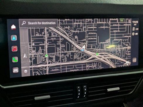 Used 2023 Porsche Cayenne Platinum Edition image 15