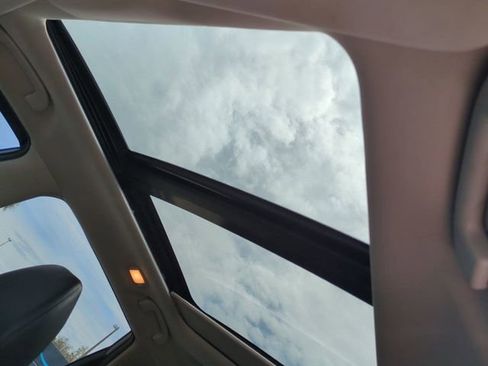 Used 2016 Nissan Rogue SL w/ SL Premium Package image 20