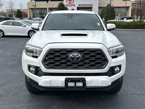 Used 2020 Toyota Tacoma TRD Sport w/ Technology Package image 9