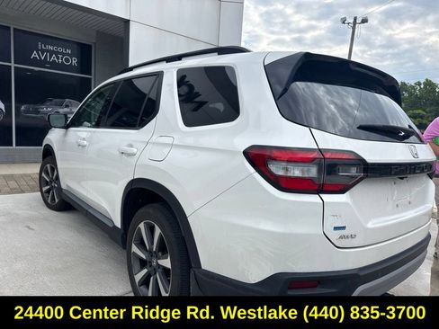 Used 2024 Honda Pilot Elite image 15