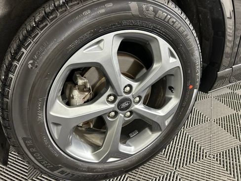 Used 2023 Ford Escape ST-Line w/ Tech Pack #1 AWD/4WD image 7