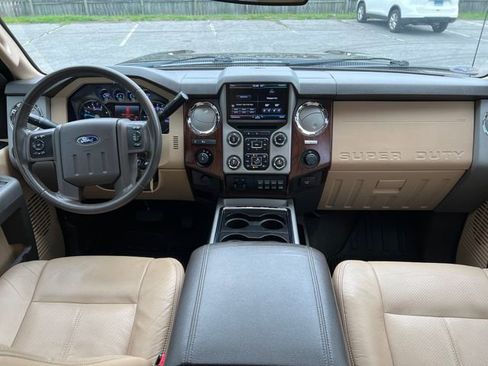 Used 2014 Ford F350 Lariat w/ Lariat Ultimate Package AWD/4WD image 38