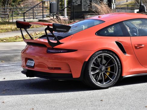 Used 2016 Porsche 911 GT3 RS image 26