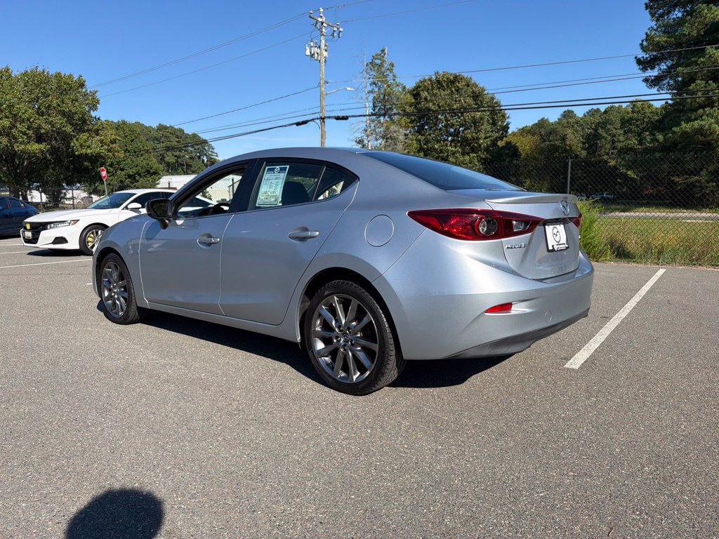 Used 2018 MAZDA MAZDA3 Touring FWD image 7