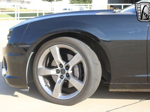 Used 2012 Chevrolet Camaro SS w/ RS Package image 12