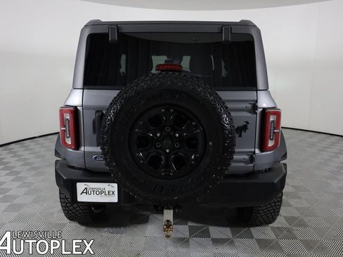 Used 2023 Ford Bronco Wildtrak image 6