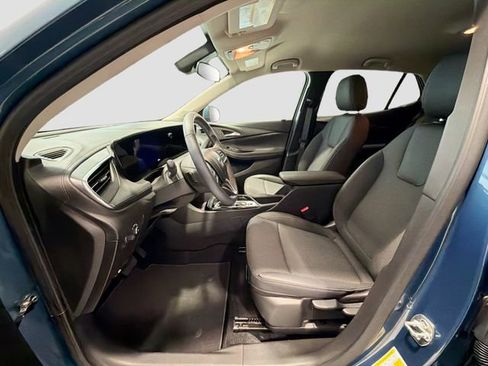 Certified 2025 Buick Encore GX Preferred w/ Advanced Technology Package image 18