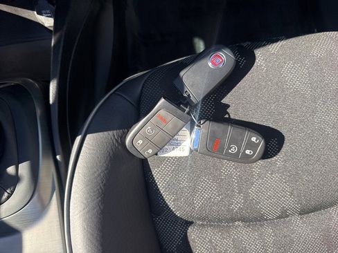 Used 2022 FIAT 500X Trekking image 25