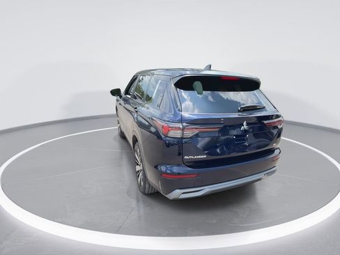 New 2025 Mitsubishi Outlander SE image 7
