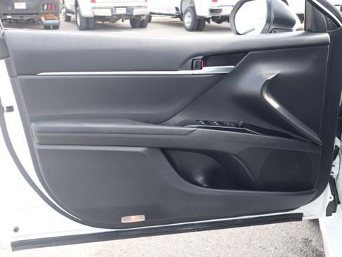 Used 2018 Toyota Camry SE w/ Convenience Package image 21