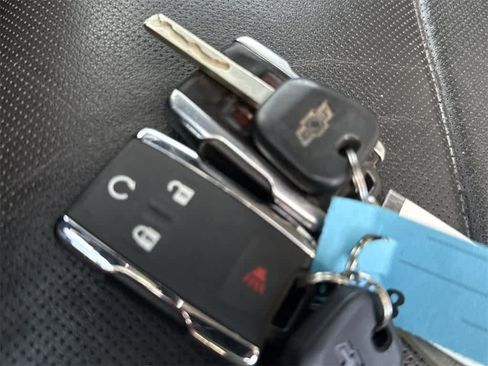 Used 2017 Chevrolet Silverado 1500 High Country image 25