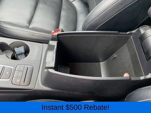 Used 2022 Ford Escape Titanium image 14