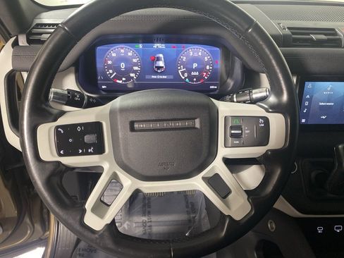 Used 2021 Land Rover Defender 110 SE image 14