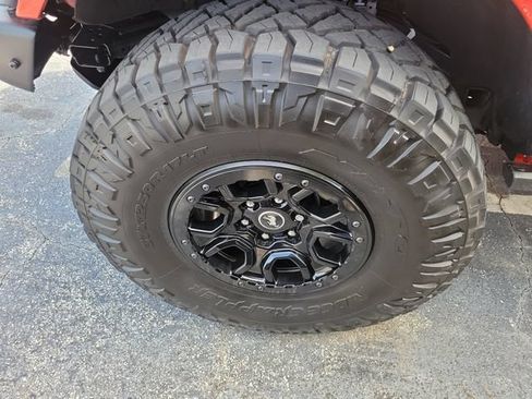 Used 2024 Ford Bronco Wildtrak AWD/4WD image 8