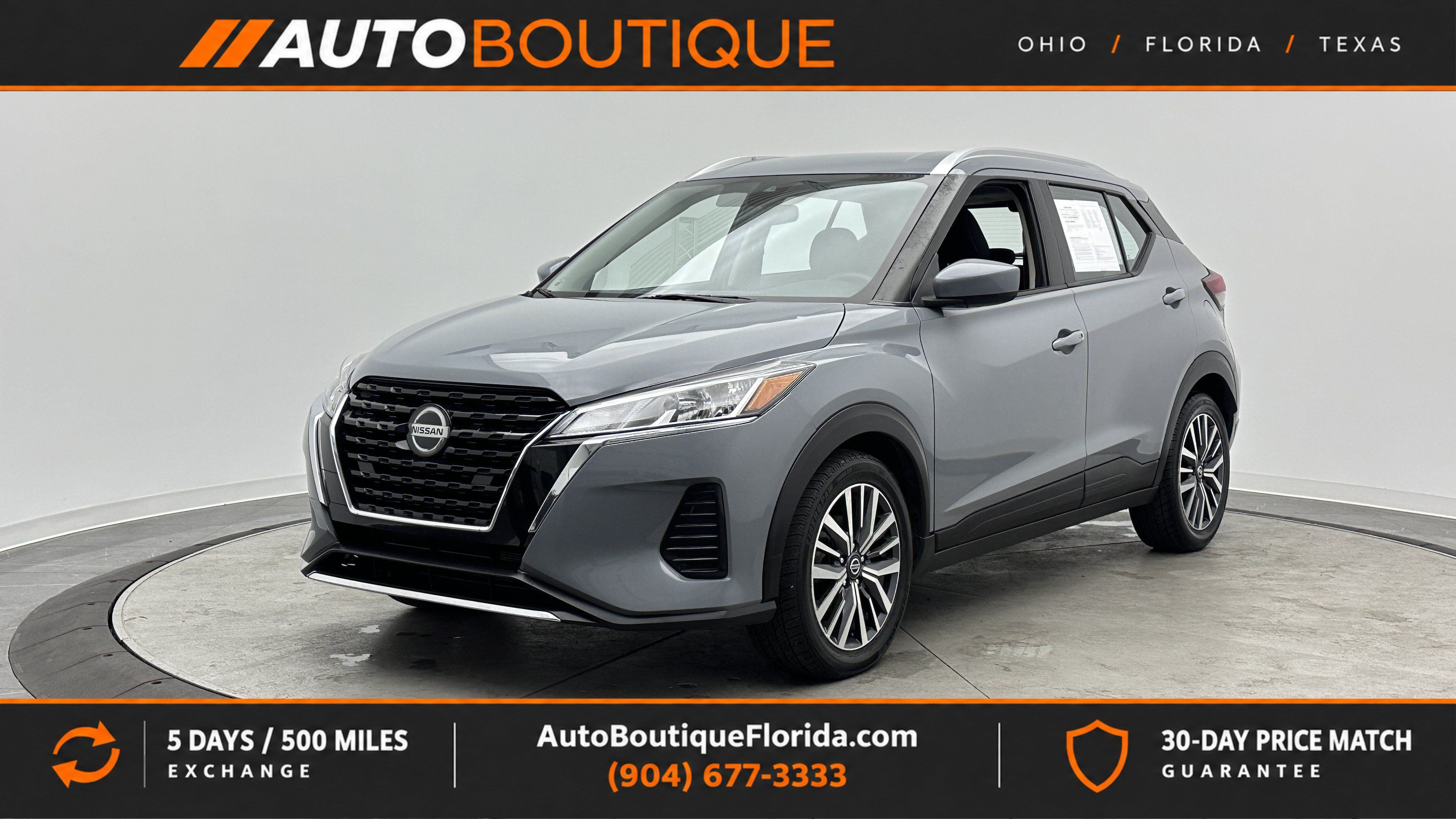 Used 2021 Nissan Kicks SV FWD image 1