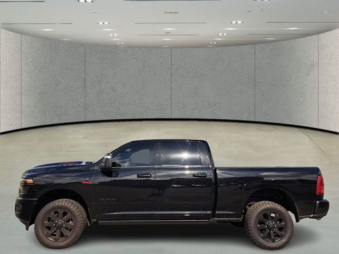 Used 2025 RAM 2500 Laramie w/ Night Edition image 8