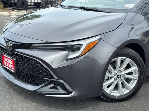 Certified 2026 Toyota Corolla SE FWD image 3