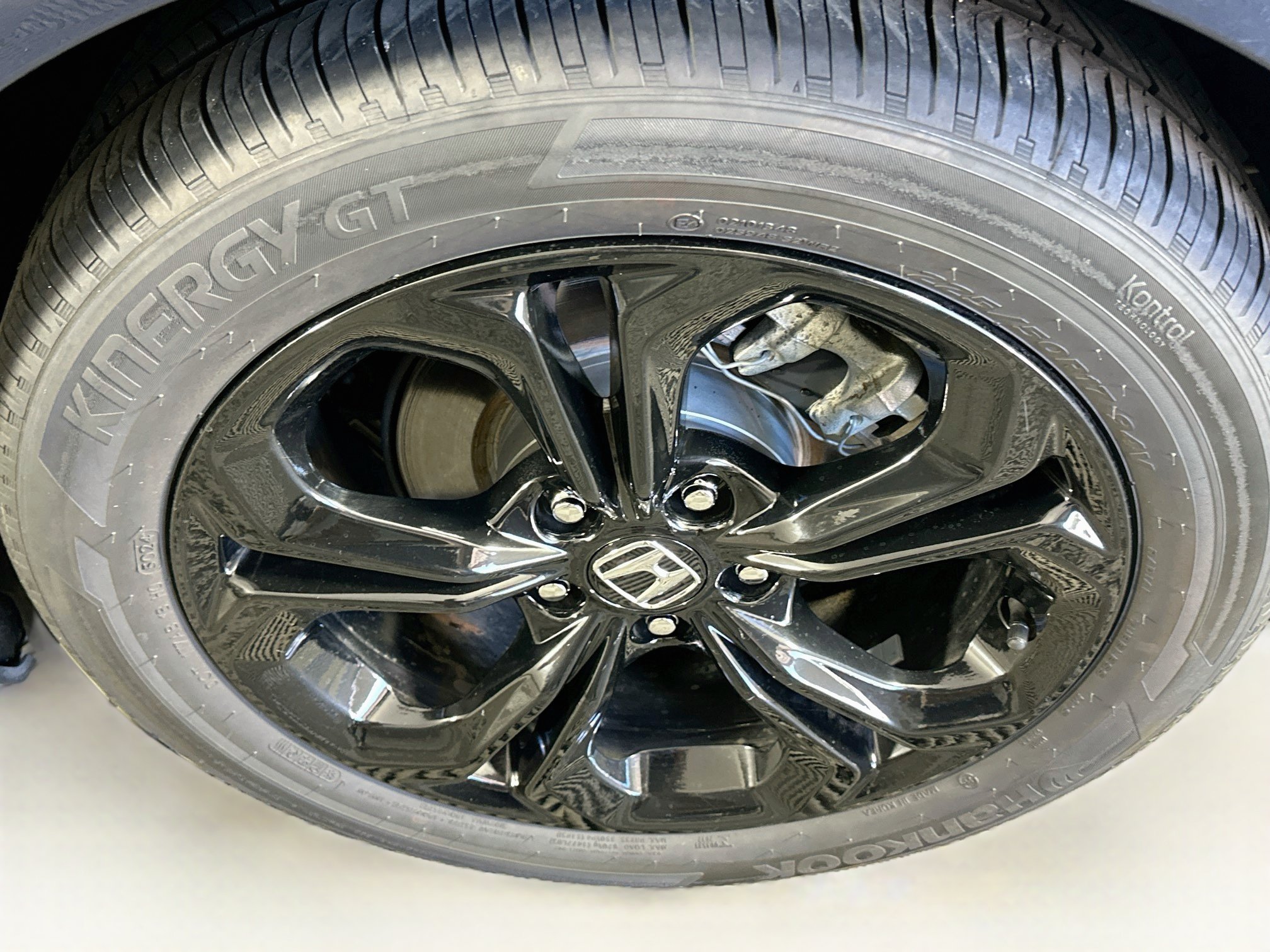 Used 2025 Honda Accord SE image 11