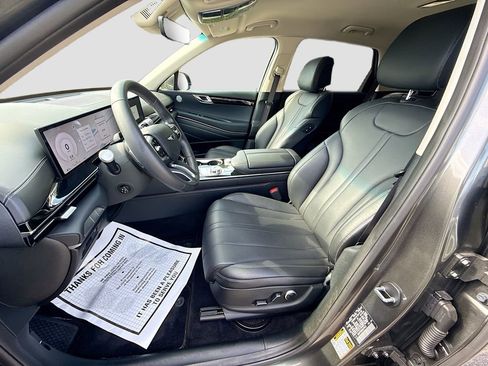 Used 2025 Genesis GV80 2.5T Standard image 22
