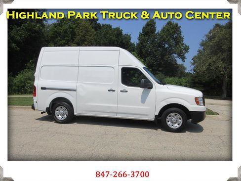 Used 2020 Nissan NV 2500 SV RWD image 1