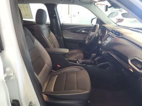 Used 2023 Chevrolet TrailBlazer LS FWD image 20