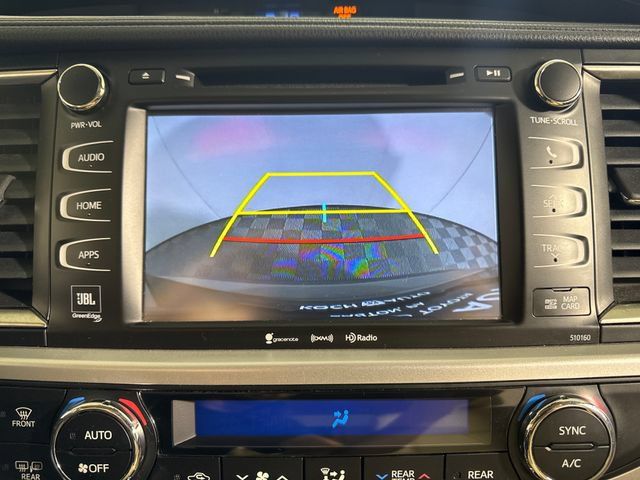 Used 2016 Toyota Highlander Limited Platinum AWD/4WD image 33