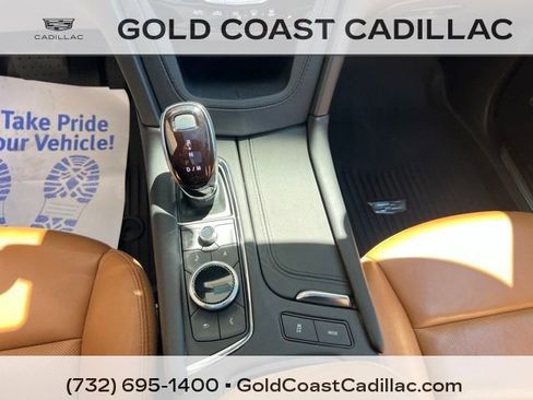 Certified 2024 Cadillac XT5 Premium Luxury w/ LPO, Floor Liner Package AWD/4WD image 25