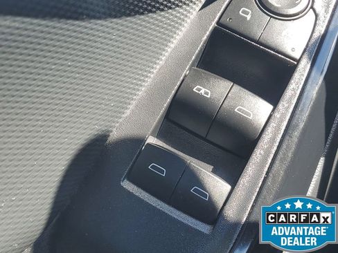 Used 2025 Chevrolet Equinox LT w/ Convenience Package II image 35