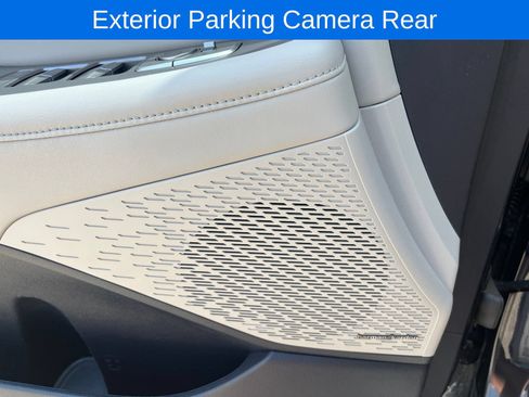 Used 2024 Hyundai Palisade Limited FWD image 16
