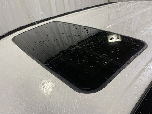 Certified 2021 Toyota Highlander XSE image 26