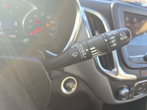 Used 2019 Chevrolet Equinox LT image 26