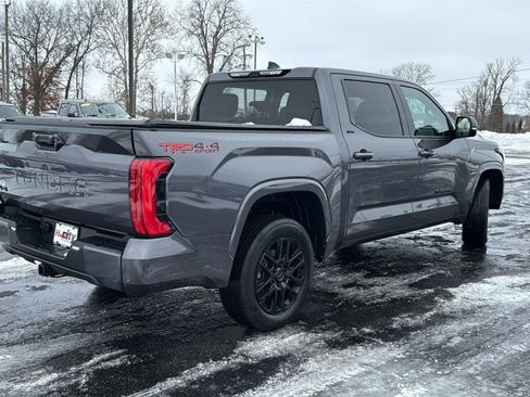 Used 2022 Toyota Tundra SR5 w/ TRD Sport Premium Package image 7