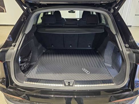 New 2025 Audi Q5 Premium Plus image 16