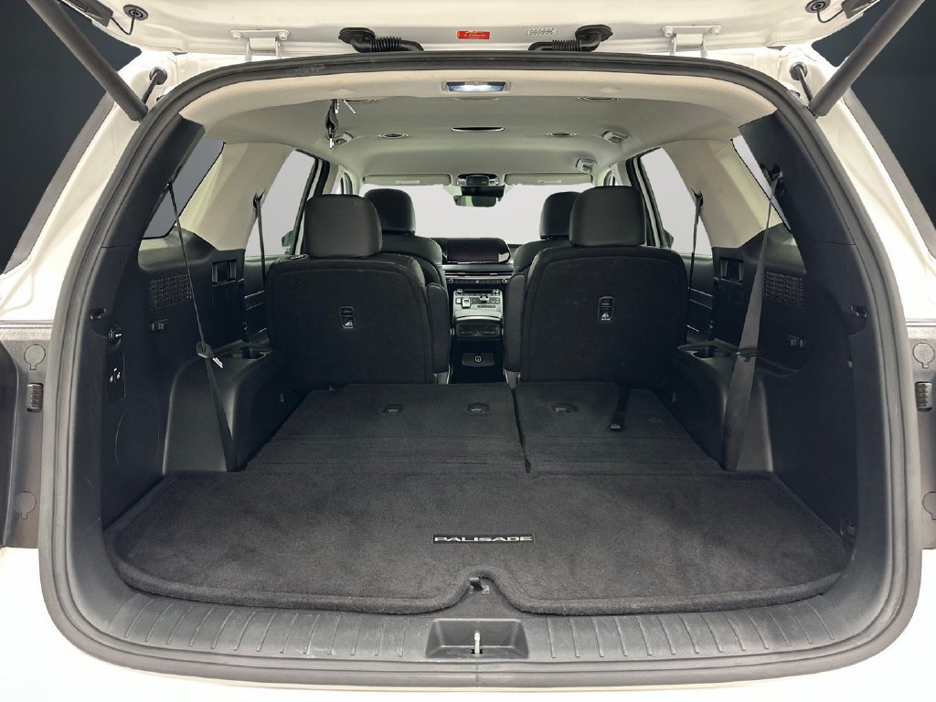 Used 2024 Hyundai Palisade SEL FWD image 13