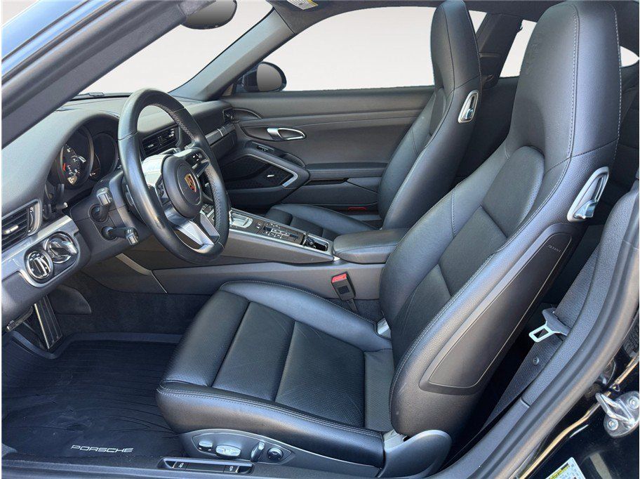 Used 2017 Porsche 911 Carrera RWD image 9