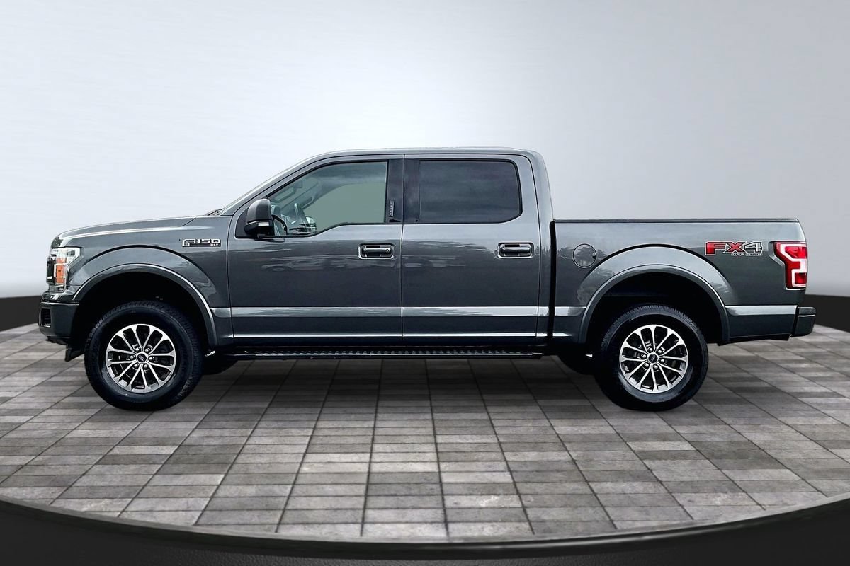 Used 2018 Ford F150 XLT w/ Equipment Group 302A Luxury AWD/4WD image 4