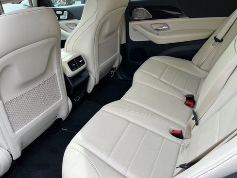 Used 2024 Mercedes-Benz GLE 350 4MATIC image 9