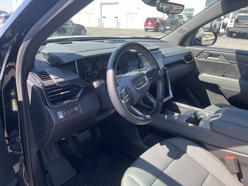 Used 2026 GMC Acadia AT4 w/ Super Cruise Package AWD/4WD image 10