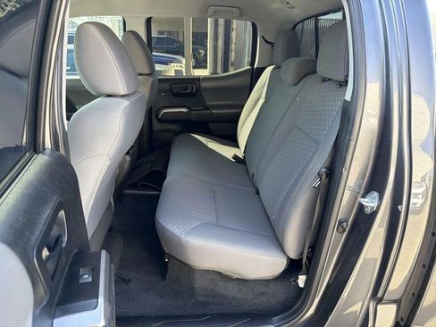 Used 2021 Toyota Tacoma SR5 RWD image 21