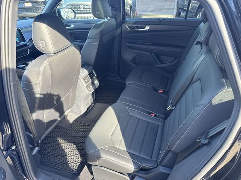 New 2026 Volkswagen Atlas Cross Sport SEL image 22
