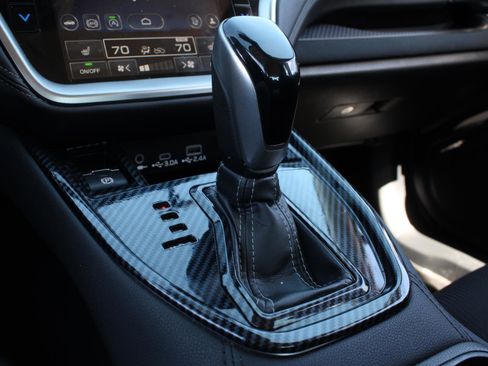 Used 2025 Subaru Legacy Premium AWD/4WD image 13