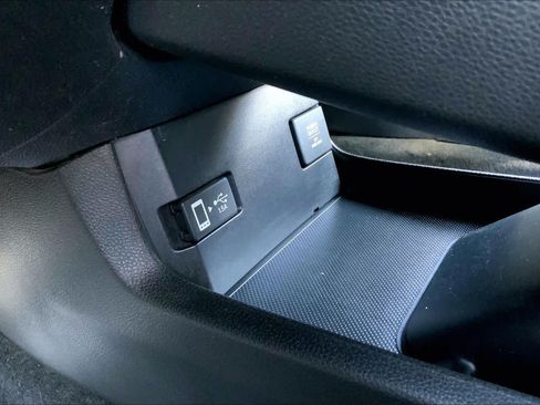Used 2020 Honda Civic Sport image 33