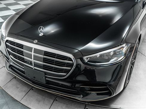 Used 2025 Mercedes-Benz S 580e 4MATIC Sedan image 35
