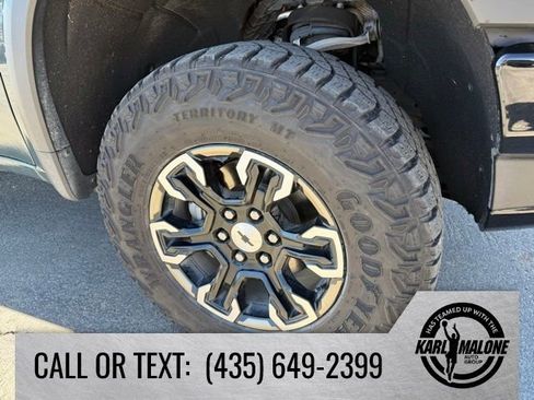 Used 2025 Chevrolet Silverado 1500 ZR2 w/ Technology Package AWD/4WD image 10