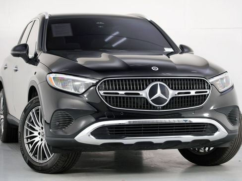 Used 2024 Mercedes-Benz GLC 300 GLC 300 image 4