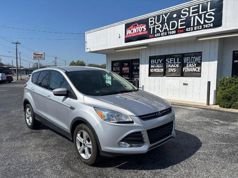 Used 2016 Ford Escape SE image 6