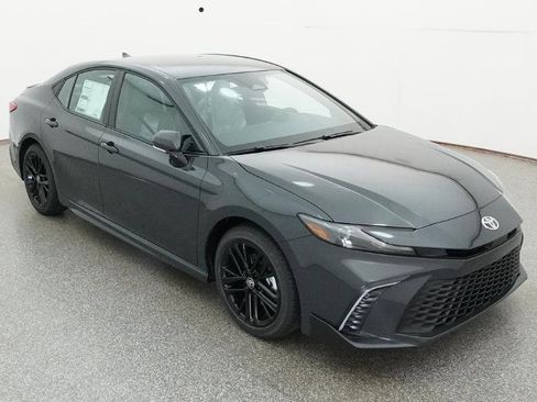 New 2026 Toyota Camry SE FWD image 22