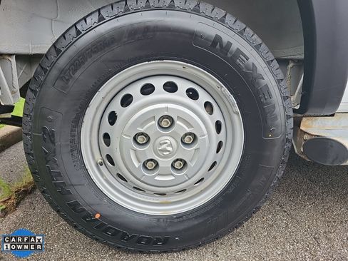 Used 2025 RAM ProMaster 2500 w/ U-Haul Equipment Group FWD image 4