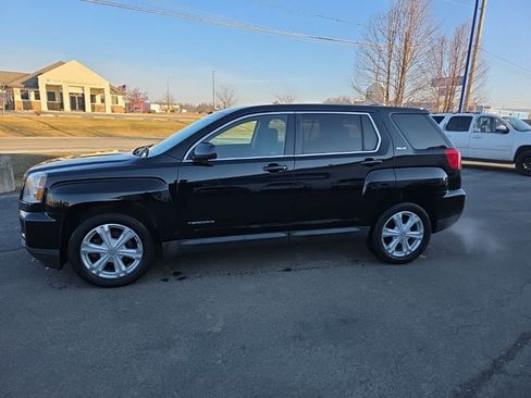 Used 2017 GMC Terrain SLE image 2